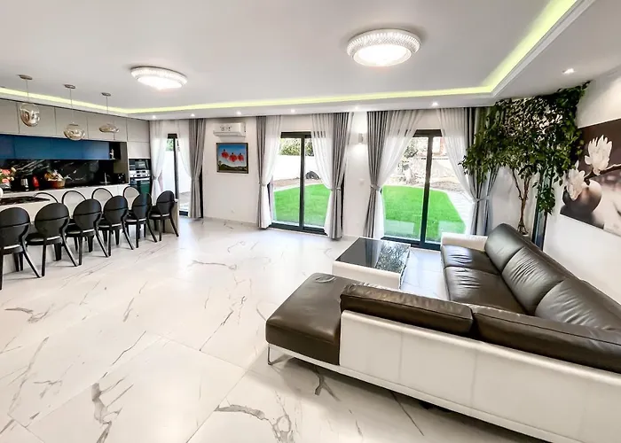 Paris Dream Villa